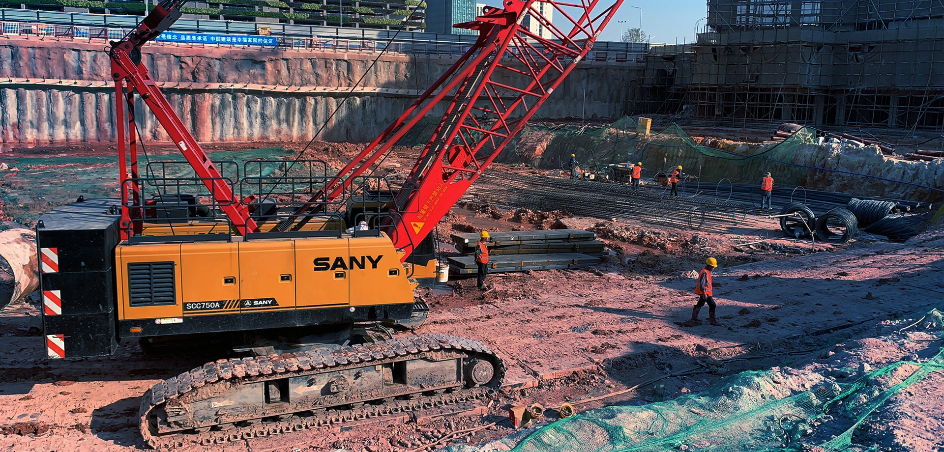 全省15個物流倉庫，上午下單，下午收貨，即鋪即用，省時省心省磚